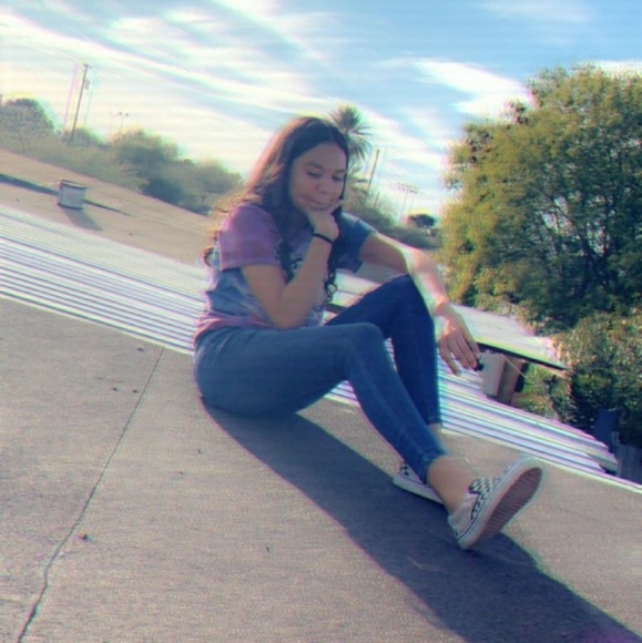 Meet your Posher, Taylene - Picture 1 of 1